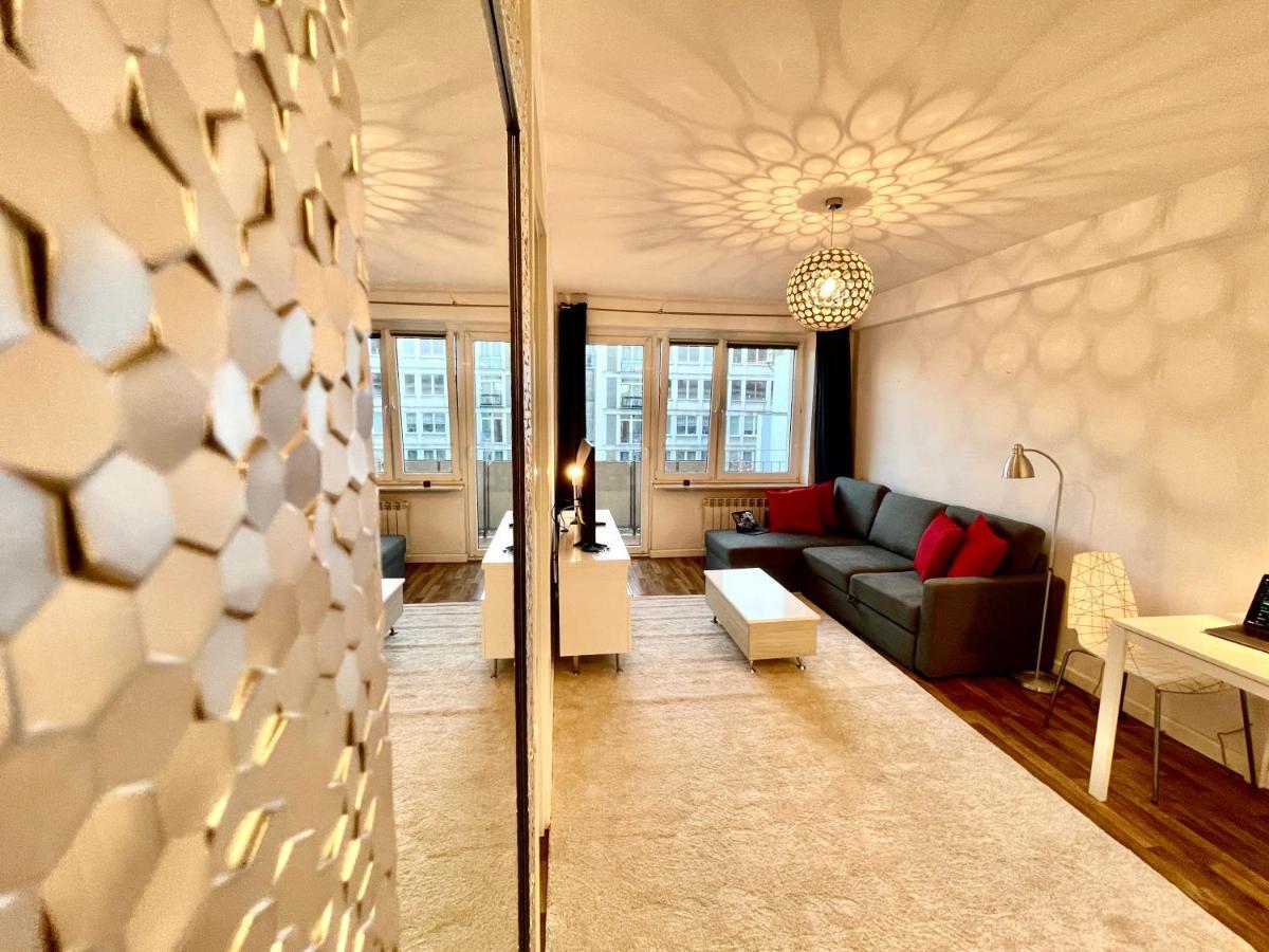 Апартаменты Decor 2 Metro Fast Wifi 55'Tv Netflix Hbo Cozy Варшава Экстерьер фото