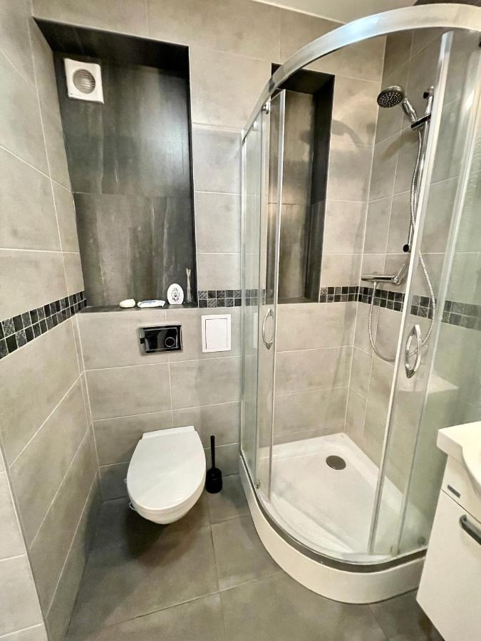 Апартаменты Decor 2 Metro Fast Wifi 55'Tv Netflix Hbo Cozy Варшава Экстерьер фото
