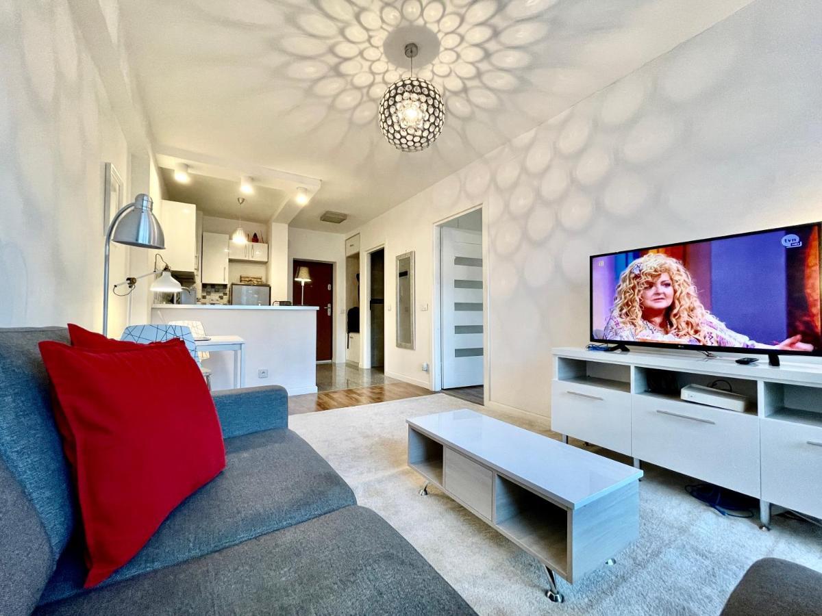 Апартаменты Decor 2 Metro Fast Wifi 55'Tv Netflix Hbo Cozy Варшава Экстерьер фото